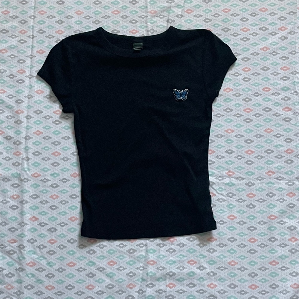 Black Slim-fit T-shirt!